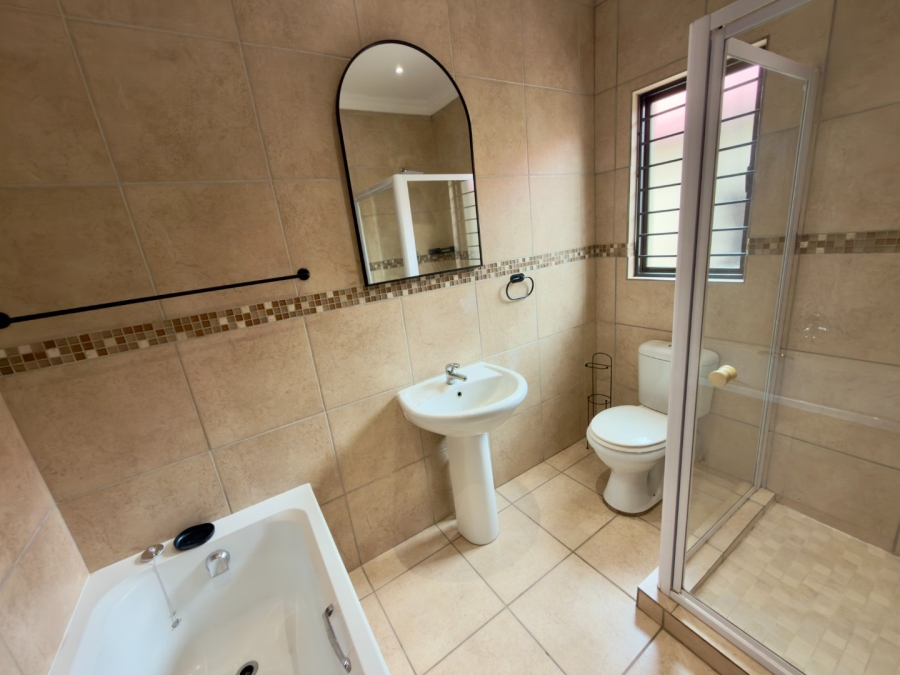 3 Bedroom Property for Sale in Melodie North West